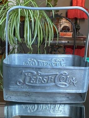 Vintage pepsi cola bottle holder